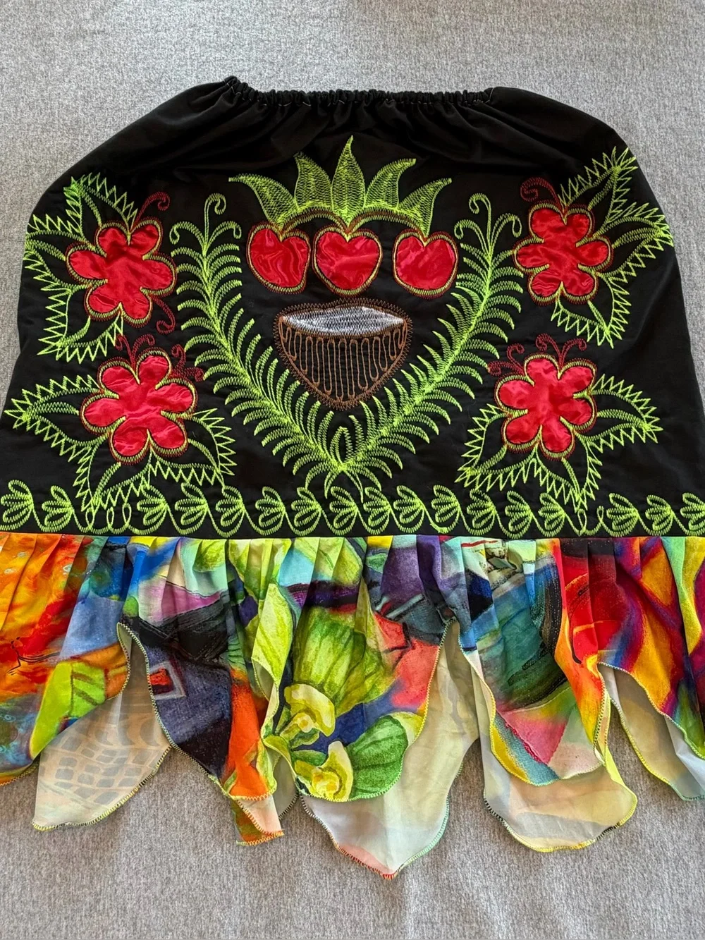 Pohnpeian / Micronesian Floral Embroidered Ruffle Hem Women's Skirt